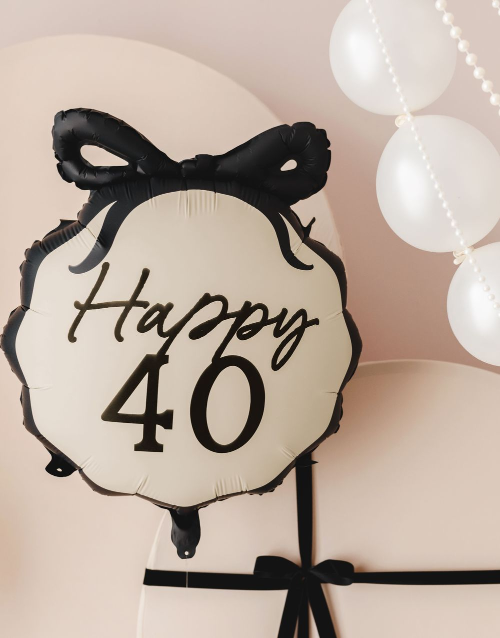 Happy 40 - Folieballong med Sløyfe 45x47.5 cm