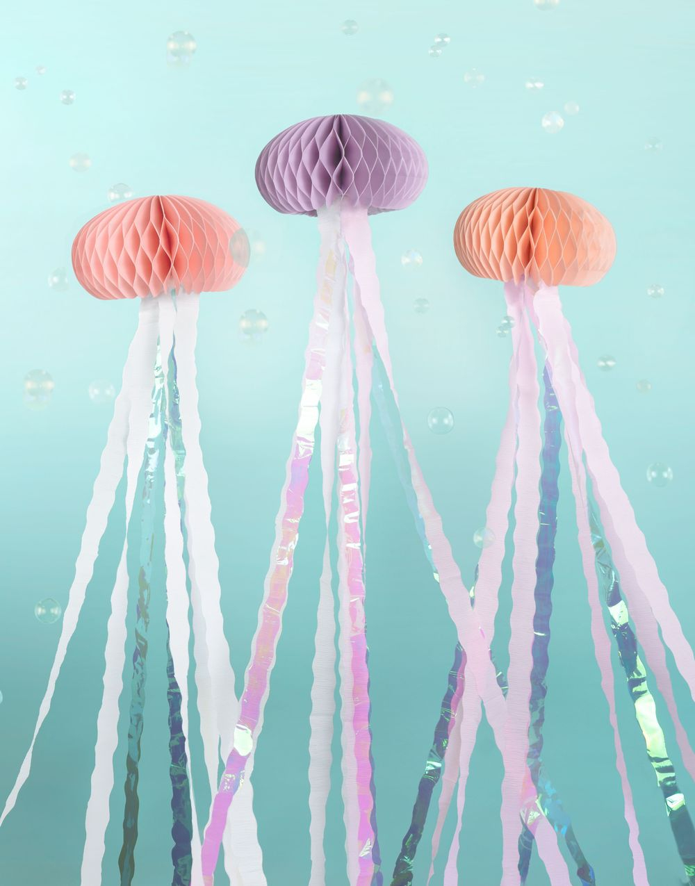 3 stk Hengende Maneter Honeycombs med Hale 15.5x22.5 cm