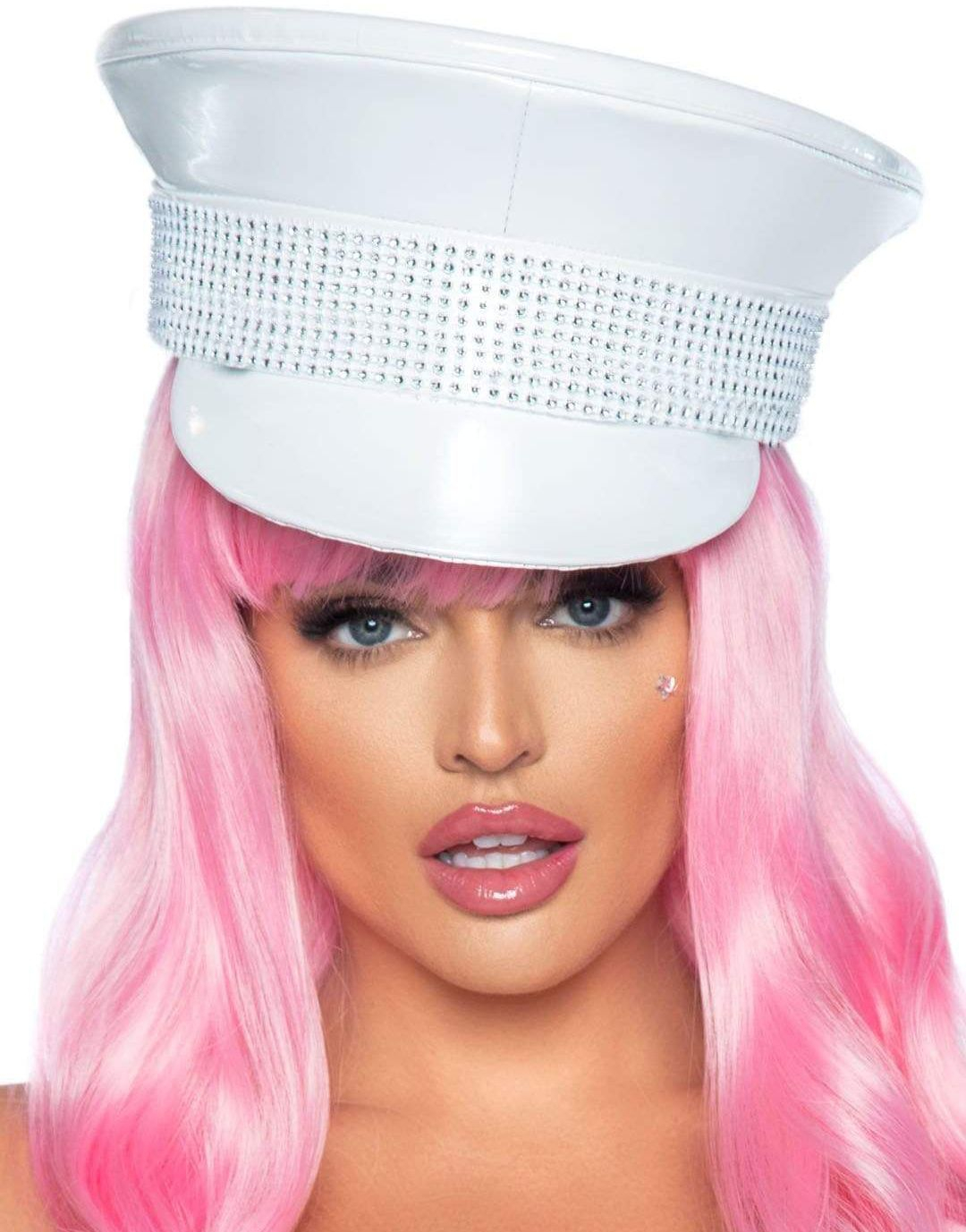 Hvit Kapteinhatt med Strassdetaljer