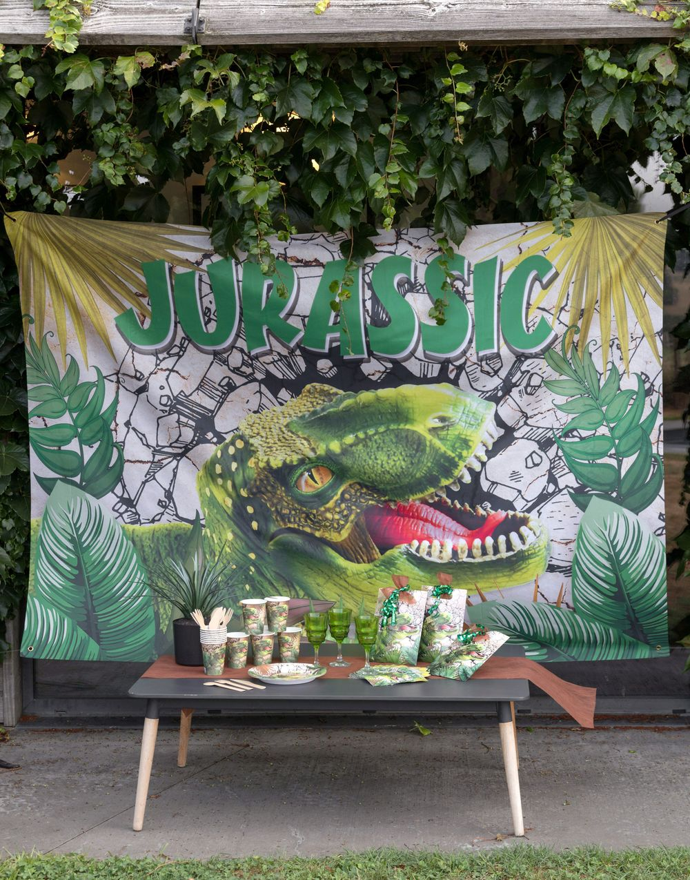 KJEMPESTORT Posterflagg 210x150 cm - Dinosaur Fest
