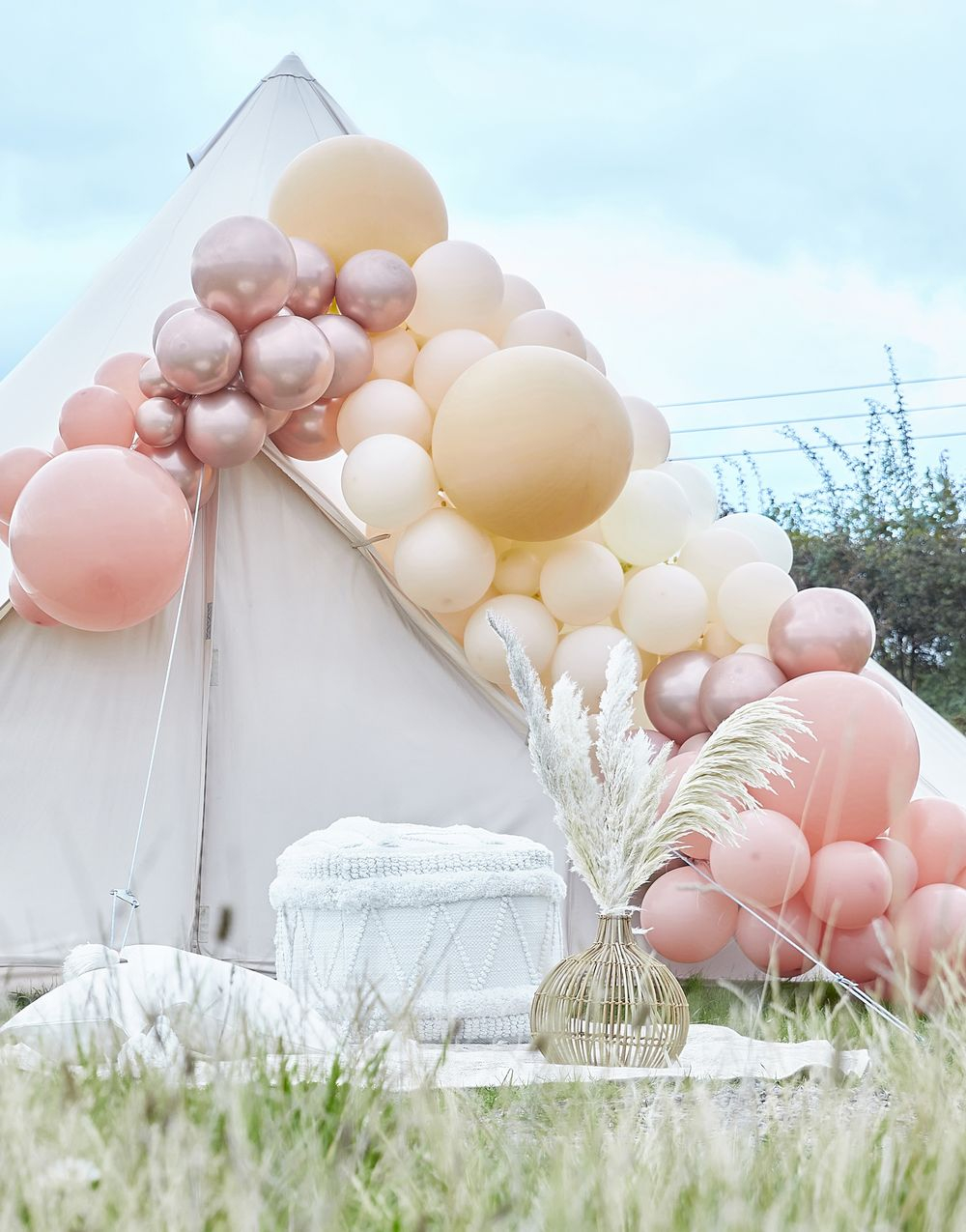 Stort Fersken, Nude og Rosegullfarget Ballongbuesett