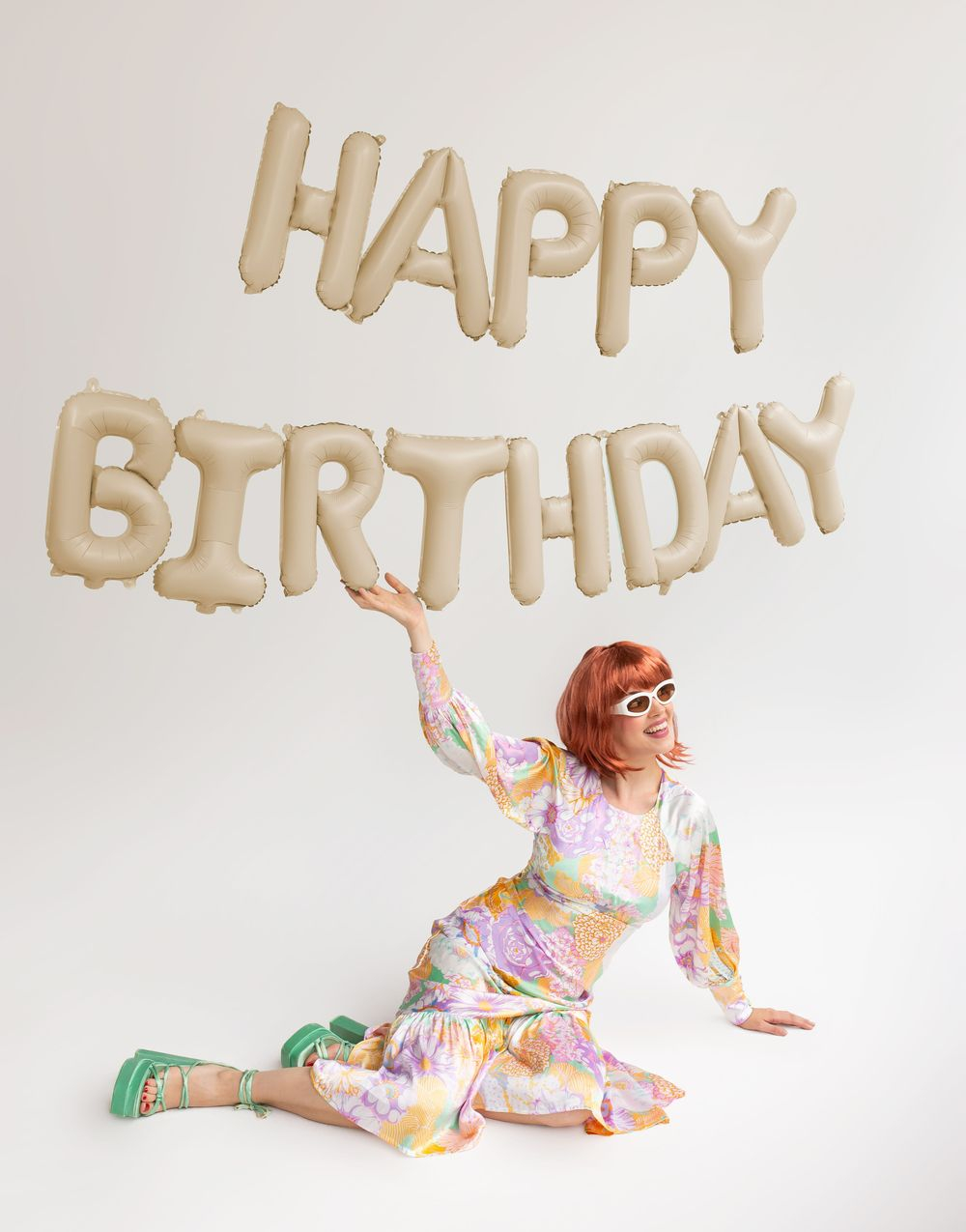 Beige Happy Birthday Folieballong - Banner 340x35cm