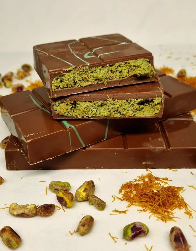 Sweet Gate Tykk Håndlaget Dubai Sjokolade med Pistasj 210 gram