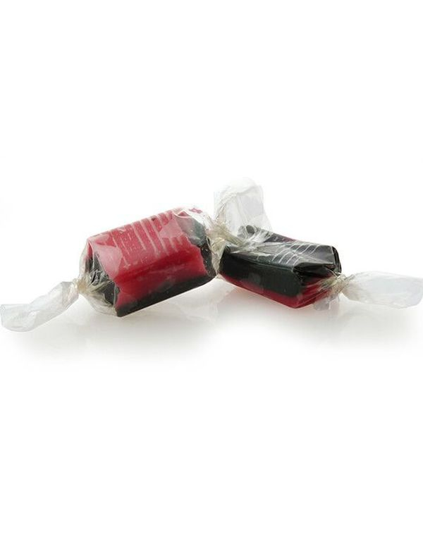 1 stk Bringebær og Salt Lakriskaramell / Hallon/Salt Lakritskola - Hel Eske