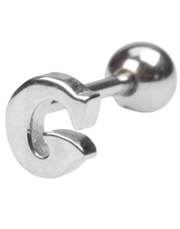 Tungepiercing med Bokstaven G